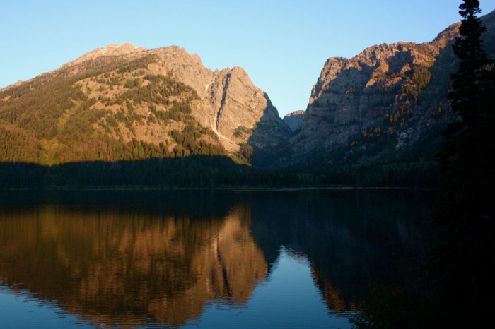 Phelps Lake at sunrise