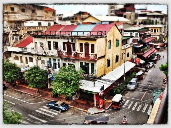 Phnom Penh street, Snapseeded up